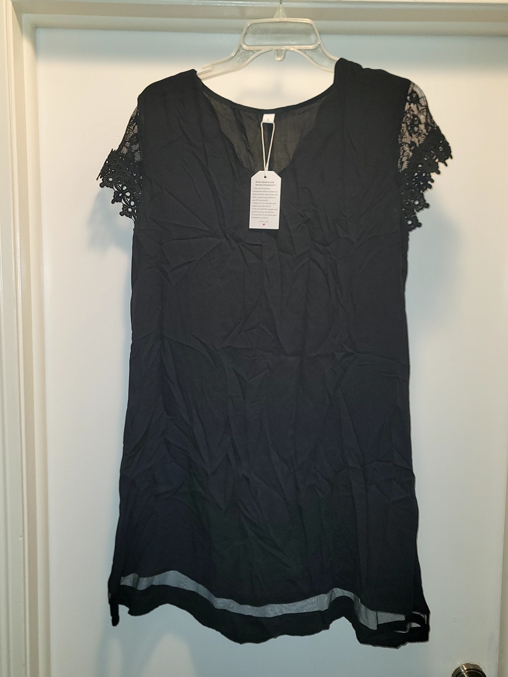 Black Lace Sleeve Tunic Top